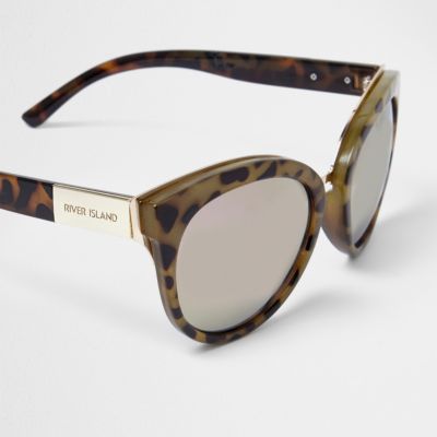 Khaki leopard print cat eye sunglasses
